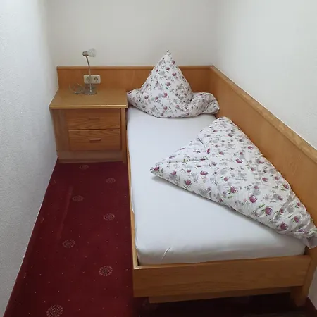 Апарт-отель Felsenhof 3*