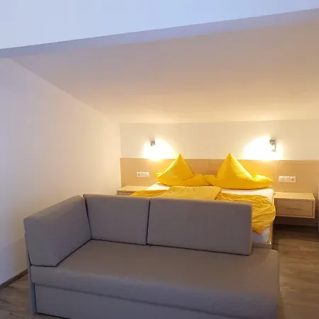 Felsenhof Aparthotel Längenfeld