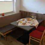 Felsenhof Hotel apartamentowy Längenfeld