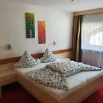 Felsenhof Hotel apartamentowy 3*