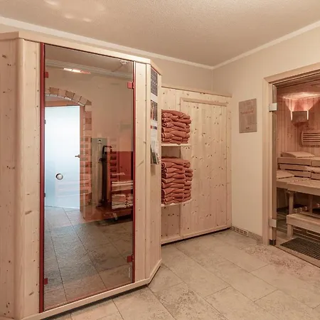 Felsenhof Aparthotel Längenfeld