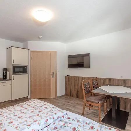 Felsenhof Aparthotel Längenfeld