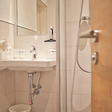 Felsenhof 3*