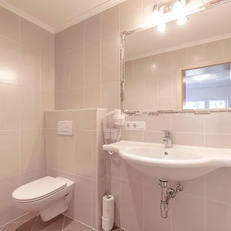 Felsenhof Aparthotel Langenfeld