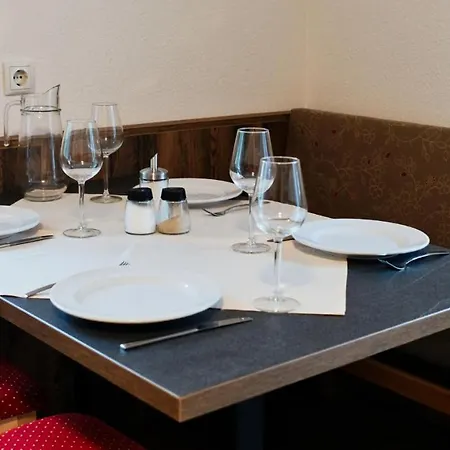 Felsenhof Aparthotel Langenfeld